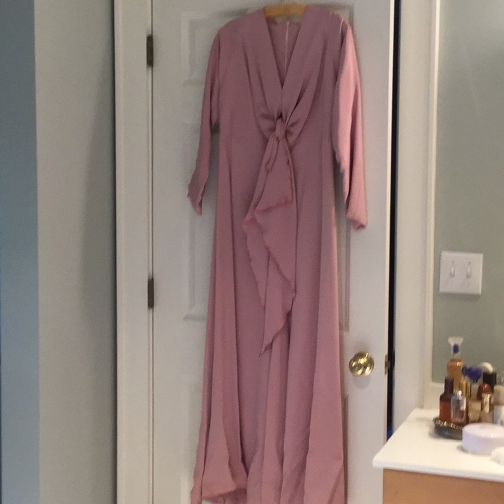Exquisite Mark Heister 100% silk evening dress.